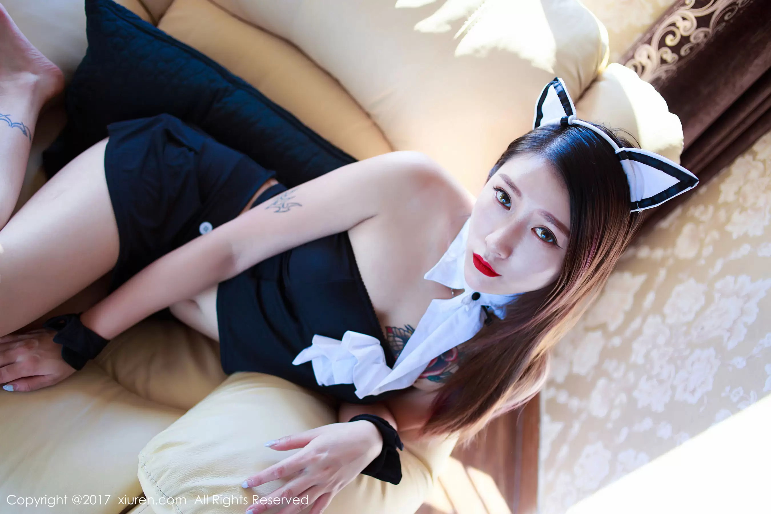 杜花花《乖巧猫耳女仆装，高开叉死库水》 XiuRen 秀人网 NO.843 - 秀人网免费无水印在线套图写真