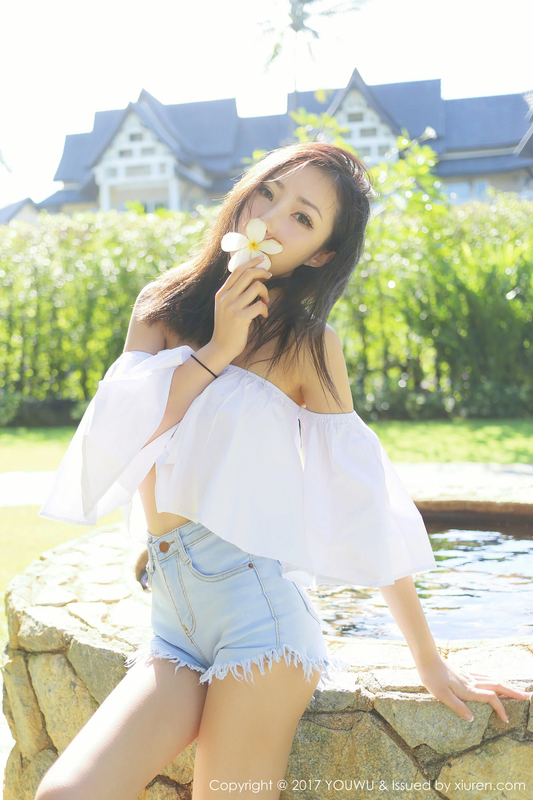 女神Yumi-尤美《尤物迷人》 尤蜜荟YouMi Vol.027 - 秀人网免费无水印在线套图写真