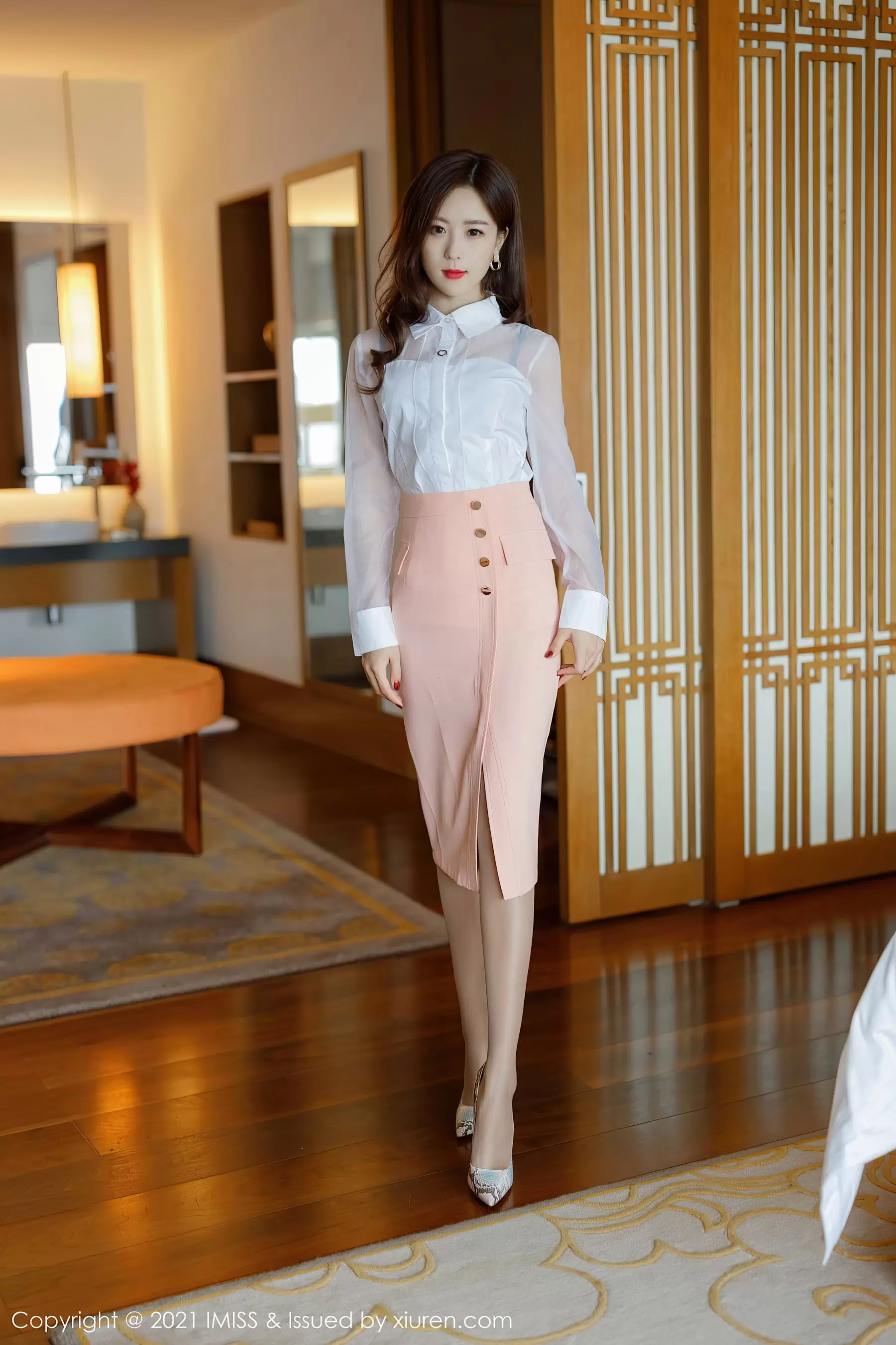 爱蜜社 VOL.544 杨紫嫣Cynthia - 秀人网免费无水印在线套图写真