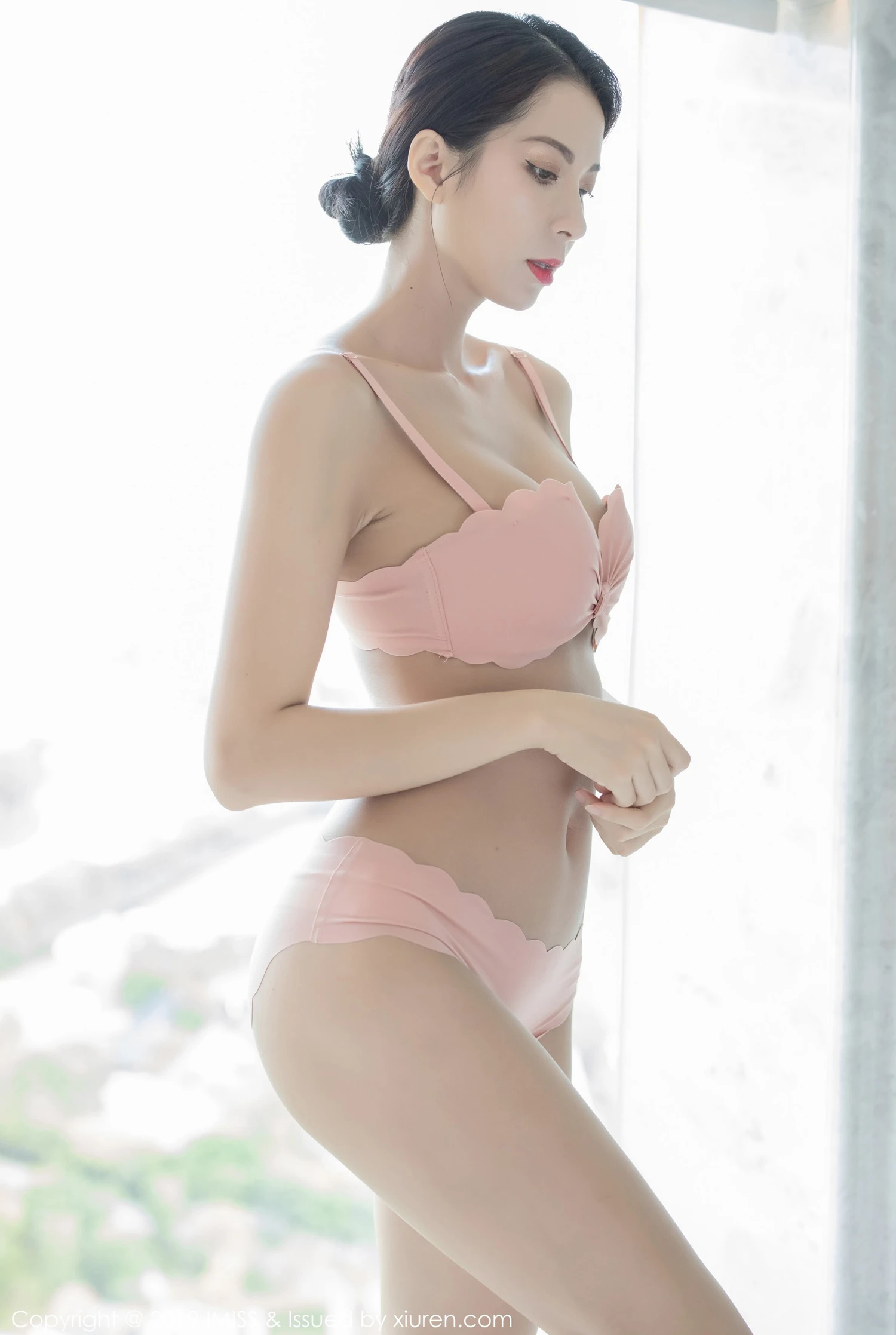 爱蜜社 VOL.416 Carry - 秀人网免费无水印在线套图写真