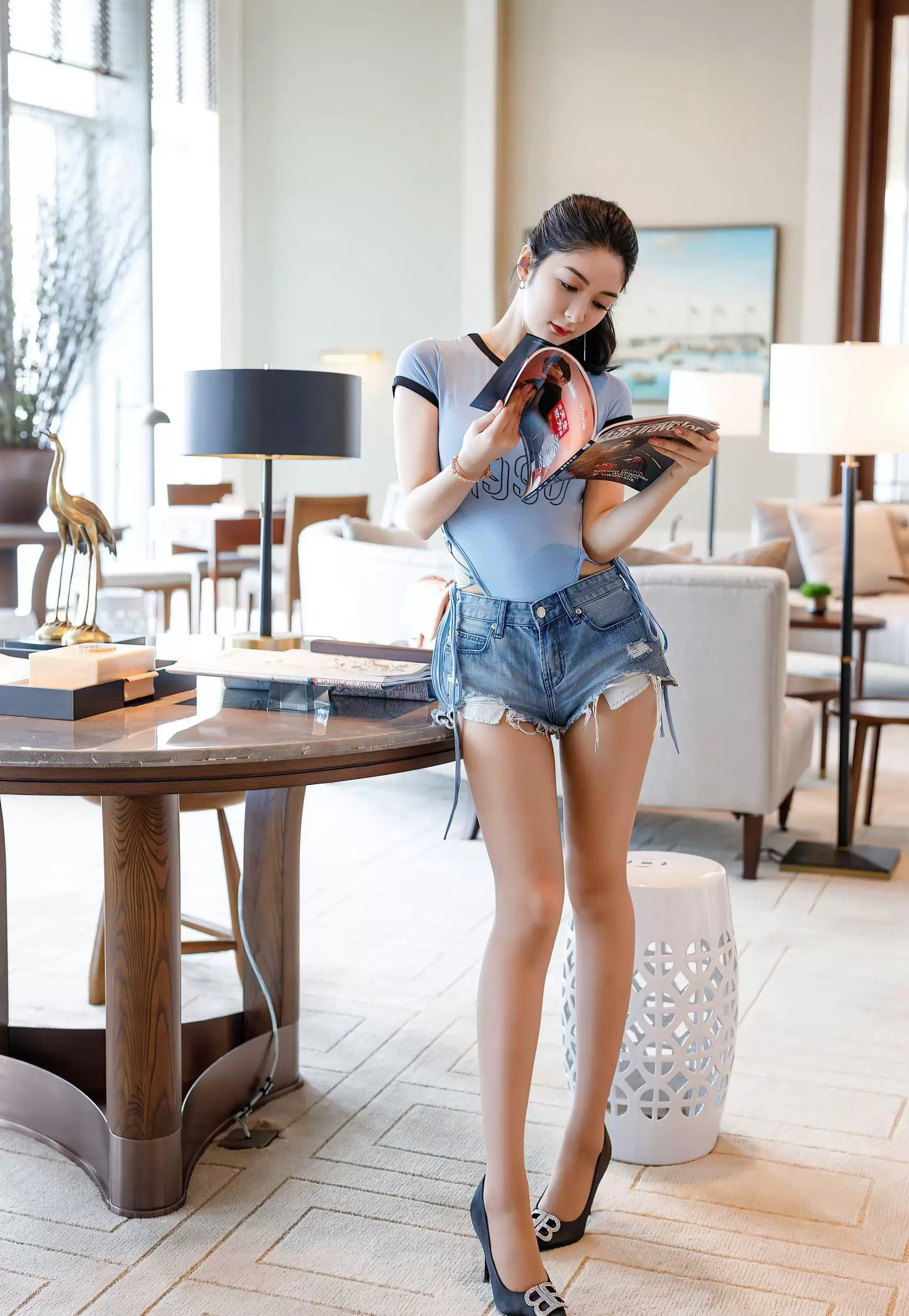 IMiss爱蜜社 Vol.489 Angela小热巴 - 秀人网免费无水印在线套图写真