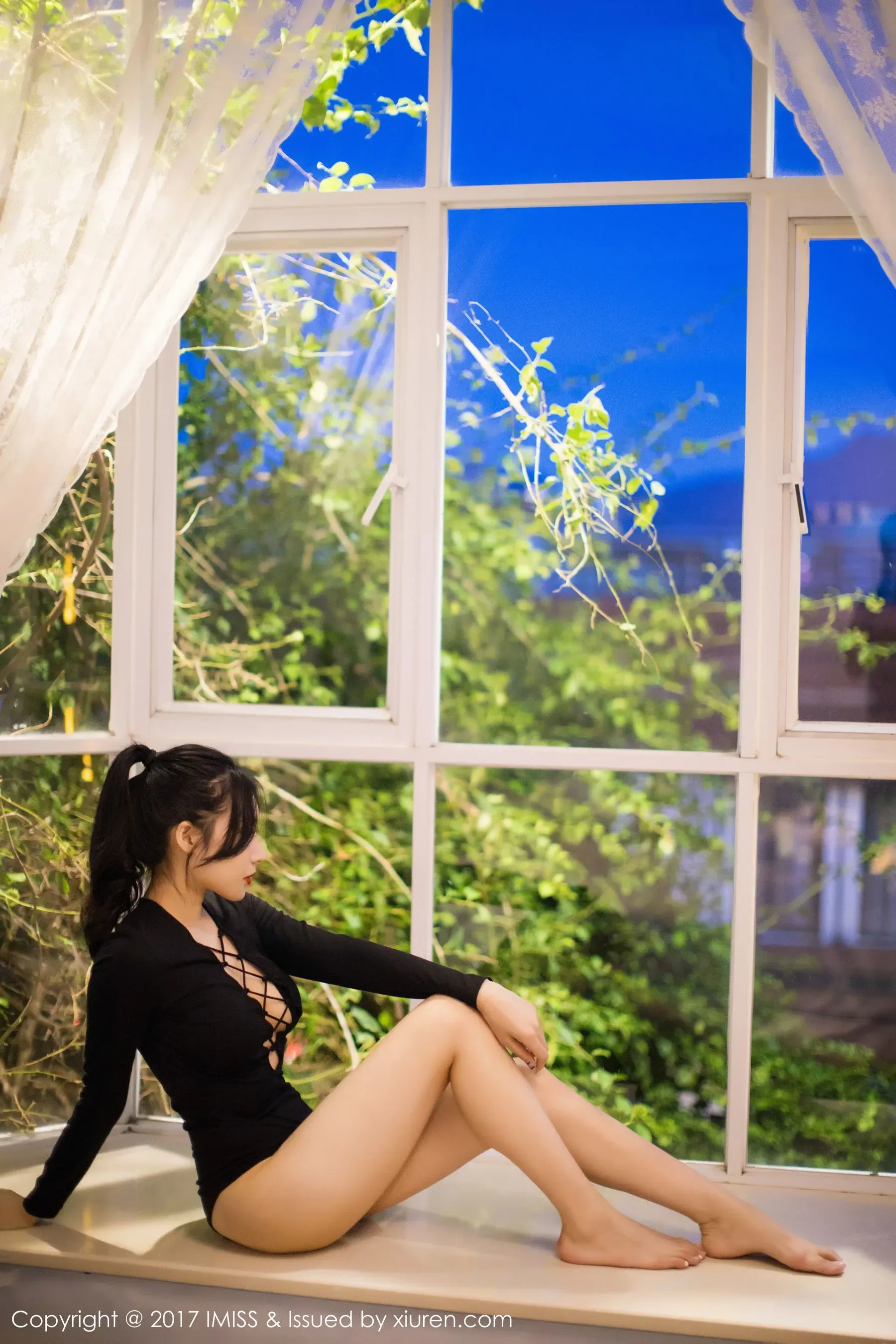 小狐狸Sica《黑色私房性感美腿》 爱蜜社IMiss VOL.194 - 秀人网免费无水印在线套图写真