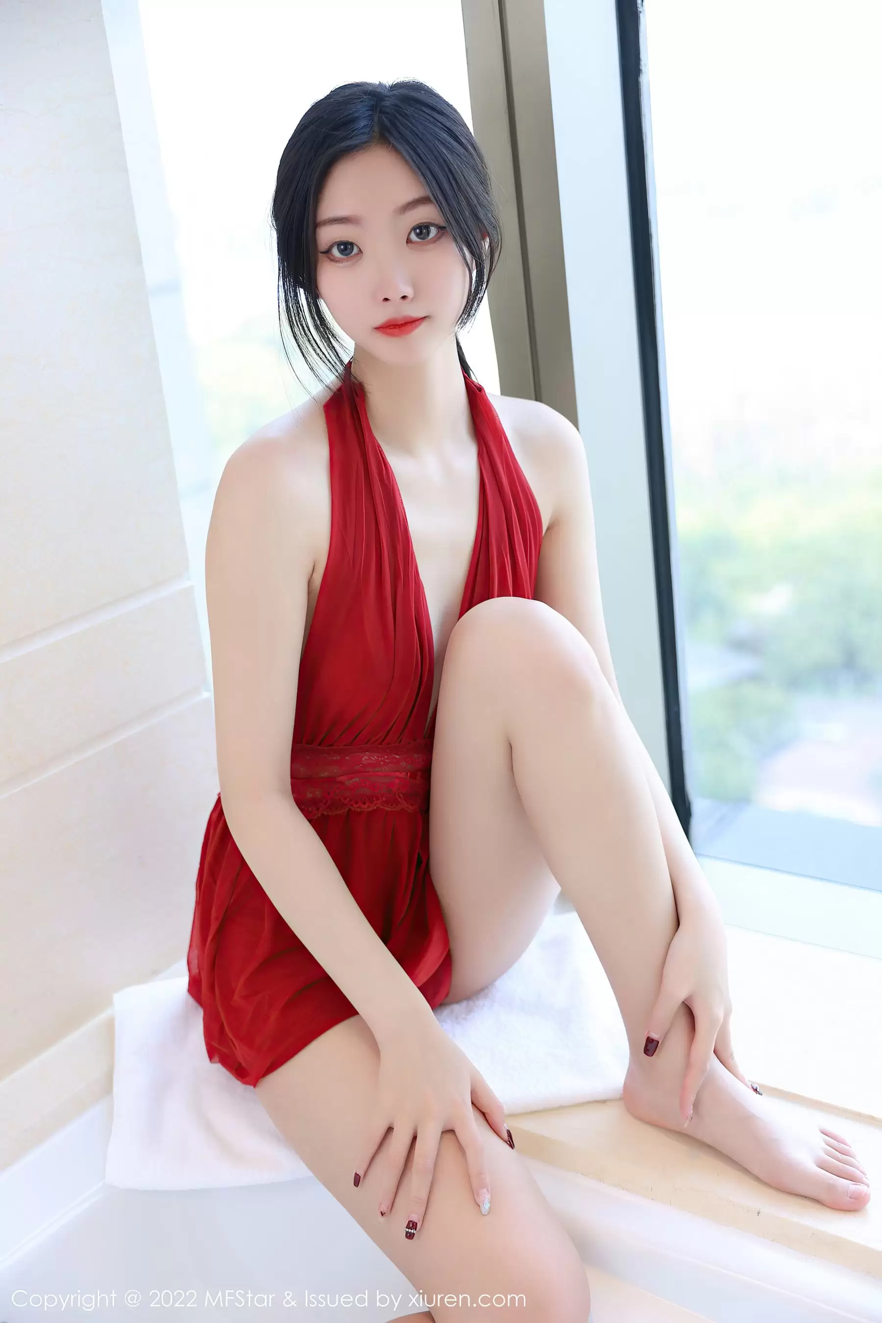 模范学院 VOL.559 韩好甜 甜美美腿 - 秀人网免费无水印在线套图写真