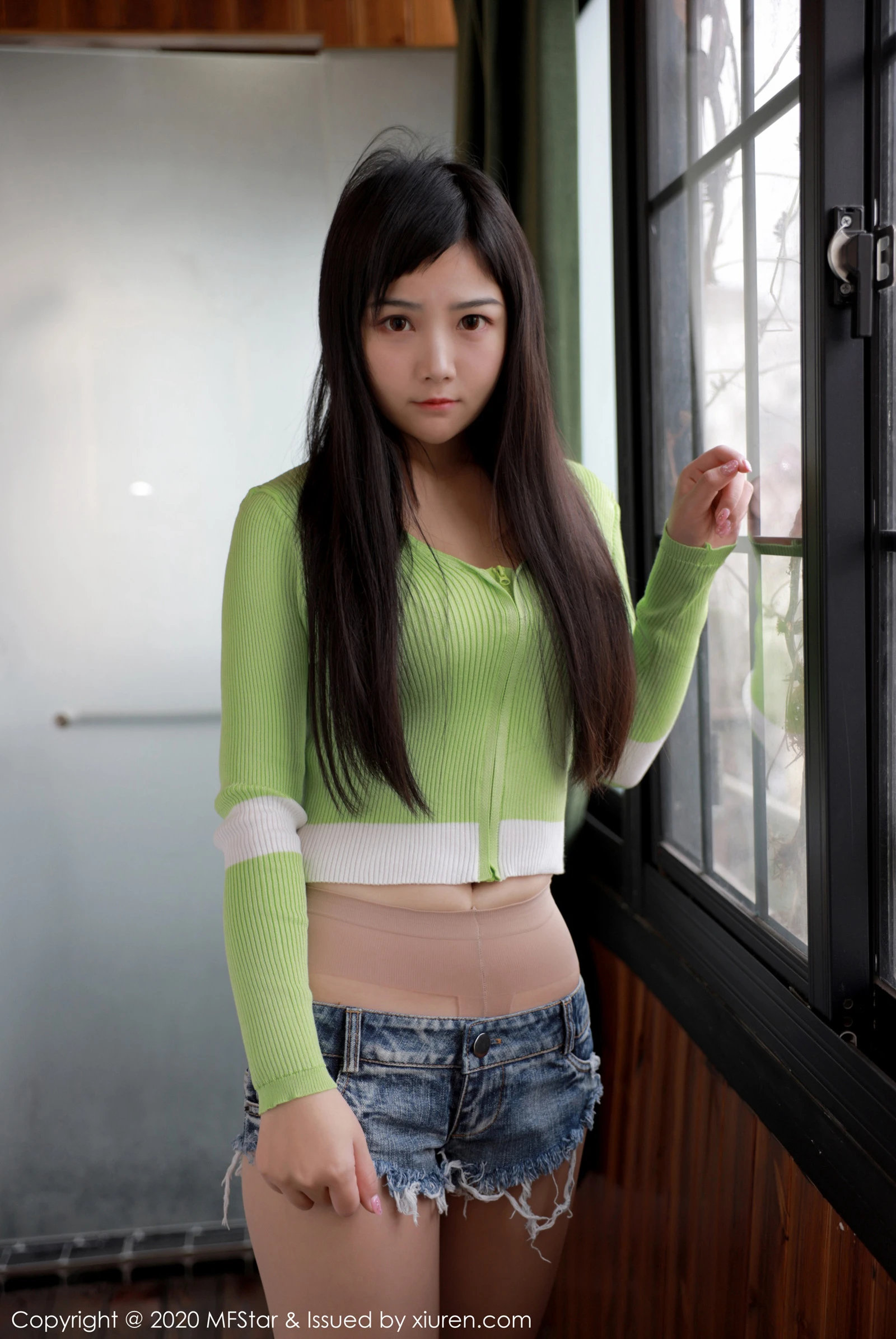 模范学院 VOL.290 徐微微mia - 秀人网免费无水印在线套图写真