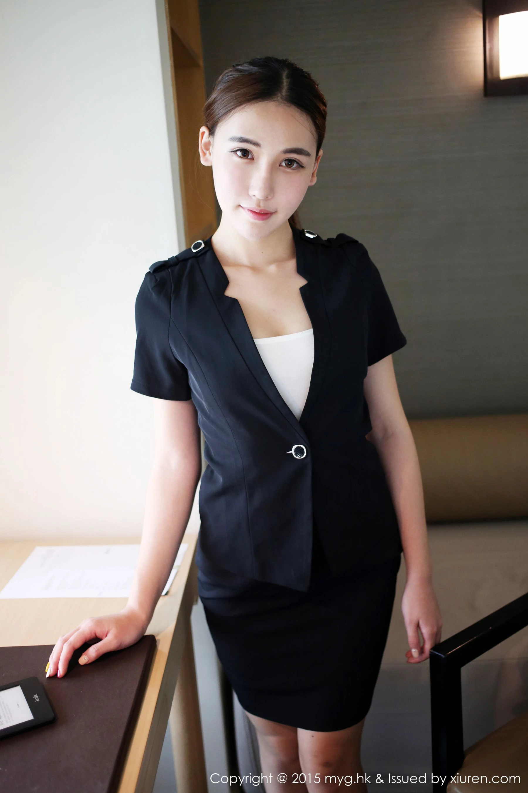 熊吖BOBO《老师制服诱惑》 美媛馆 Vol.161 - 秀人网免费无水印在线套图写真