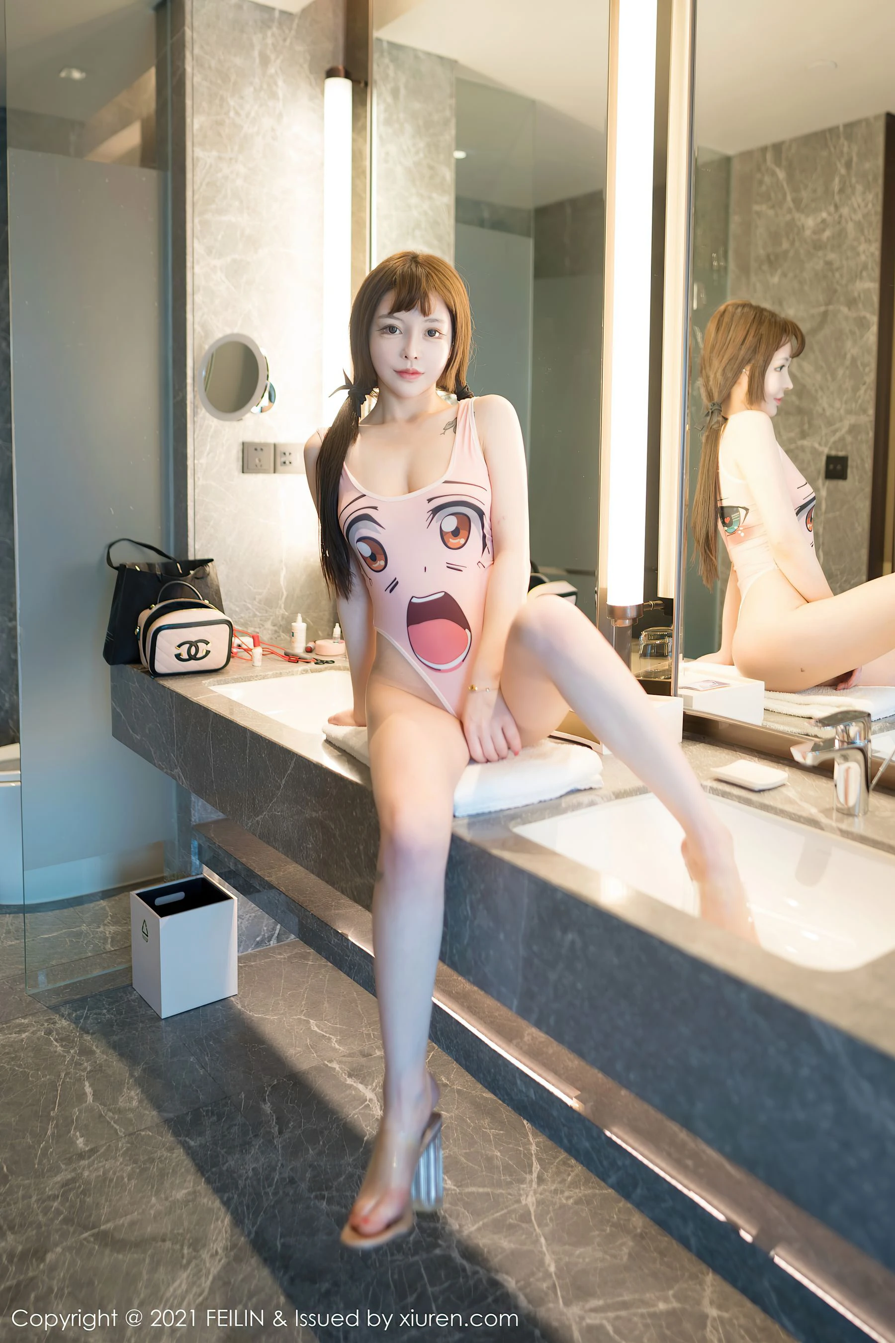 嗲囡囡 VOL.365 哩哩呀 - 秀人网免费无水印在线套图写真