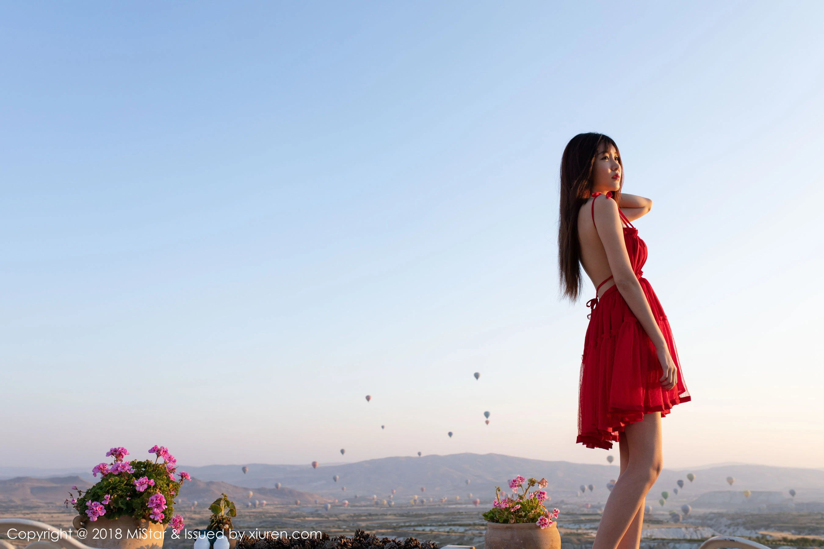 魅妍社 VOL.242 小熊猫Panda - 秀人网免费无水印在线套图写真