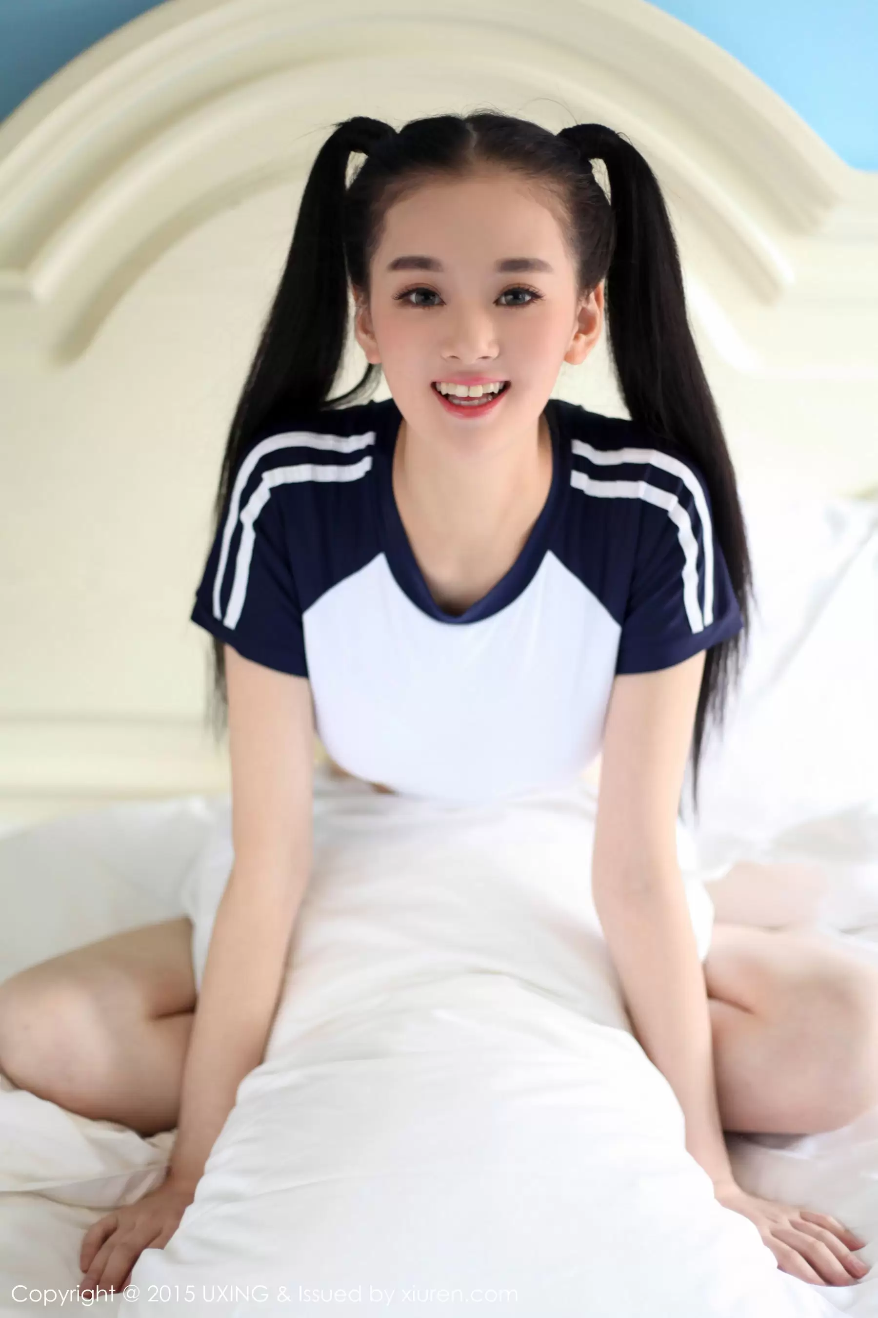温馨baby – 极品美少女校服系列 UXING优星馆 Vol.027 写真集 [44P] - 秀人网免费无水印在线套图写真