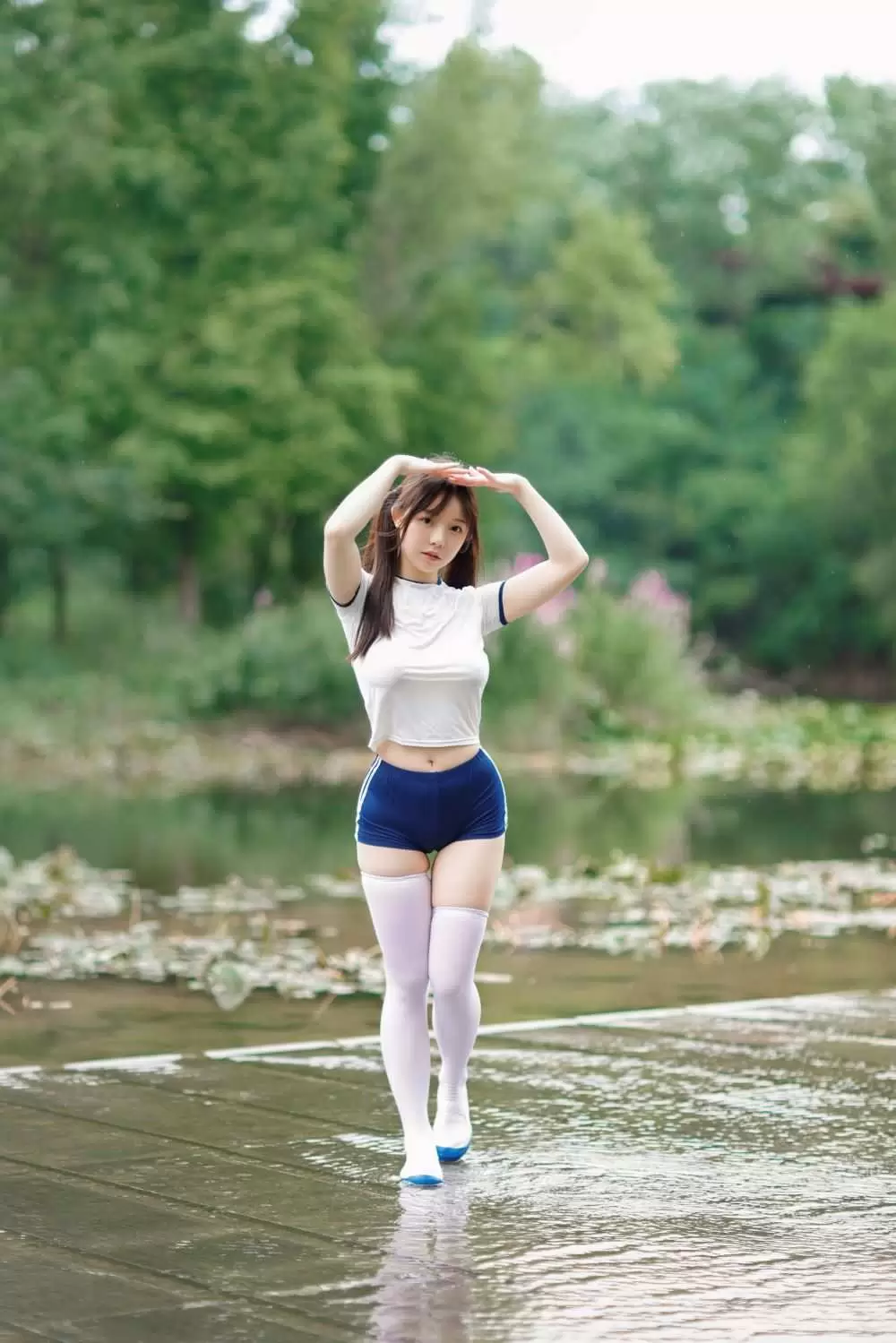 六味帝皇酱 – [最新写真合集] – 17套