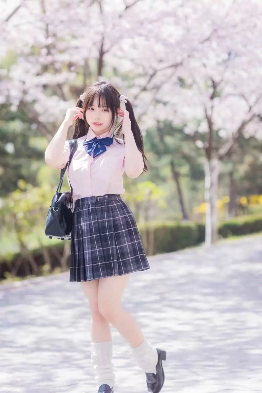 六味帝皇酱 – [最新写真合集] – 17套