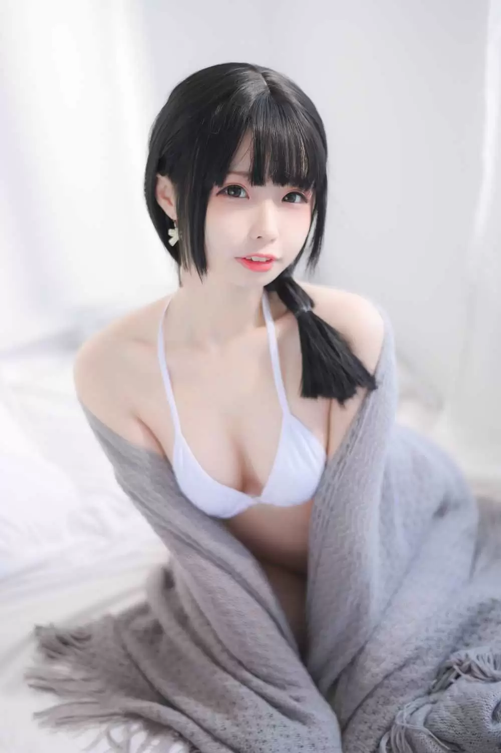 [十万珍吱伏特] 写真合集 15套