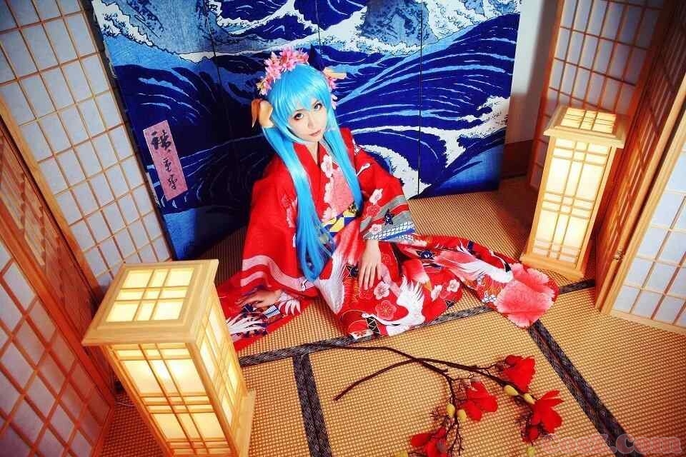 桃花岛岛主黄蓉打狗棒居然是玉的为什么还有一杯泡面！